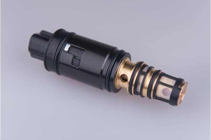 Регулюючий клапан DENSO 5SE09C / 5SE12C / 6SEU16 L=99 mm до компресcора автокондиціонера