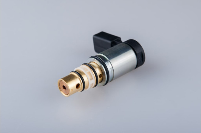 Регулюючий клапан Sanden PXE14, PXE16 L=78 mm до компресcора автокондиціонера