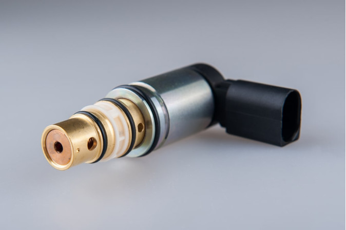 Регулюючий клапан Sanden PXE14, PXE16 L=78 mm до компресcора автокондиціонера