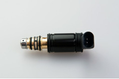 Регулюючий клапан Denso 6SBU14C, 6SES14C L=85mm до компресcора автокондиціонера