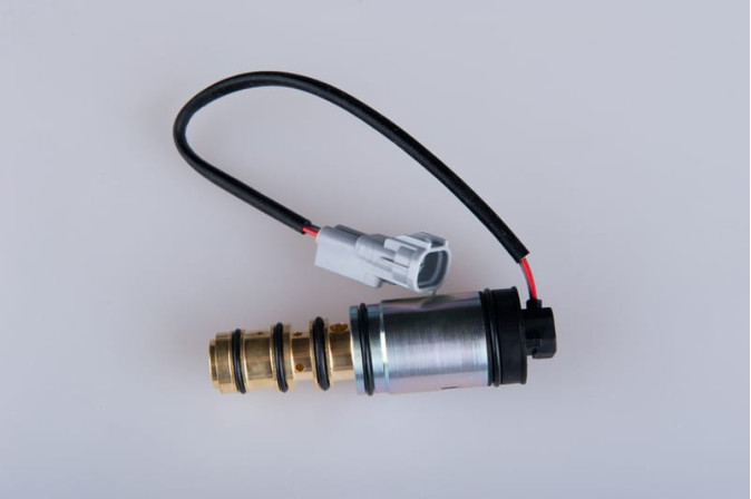 Регулюючий клапан Denso 5SER09C L=96 mm до компресcора автокондиціонера