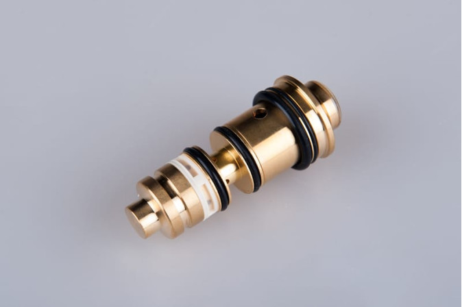 Регулюючий клапан Denso 7SB16 / 7SB16H / 7SBU16H / 7SBU16 L=63 mm до компресcора автокондиціонера