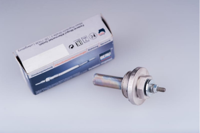 Свічка розжарювання D1LC / D3LCc 12V