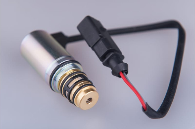 Регулюючий клапан SANDEN PXE16/PXE13 L=72 mm до компресcора автокондиціонера