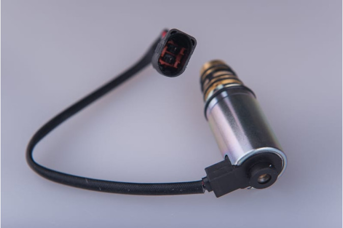 Регулюючий клапан SANDEN PXE16/PXE13 L=72 mm до компресcора автокондиціонера